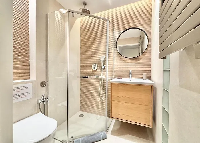 Apartment 2x2 Bedrooms - 24p3 *