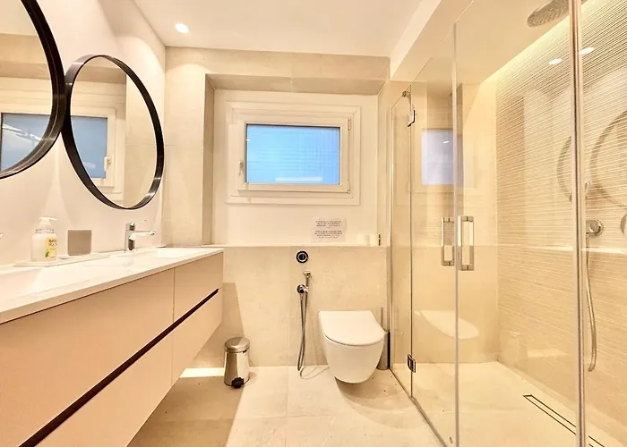 2x2 Bedrooms - 24p3 Cannes