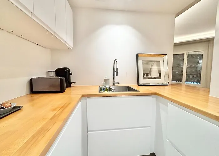 2x2 Bedrooms - 24p3 Apartmán